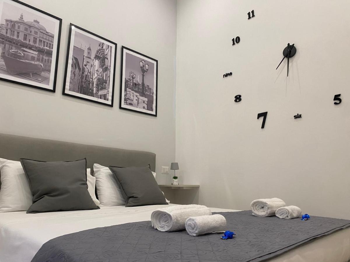 Del Carmine 23 Hotel Bari Bagian luar foto