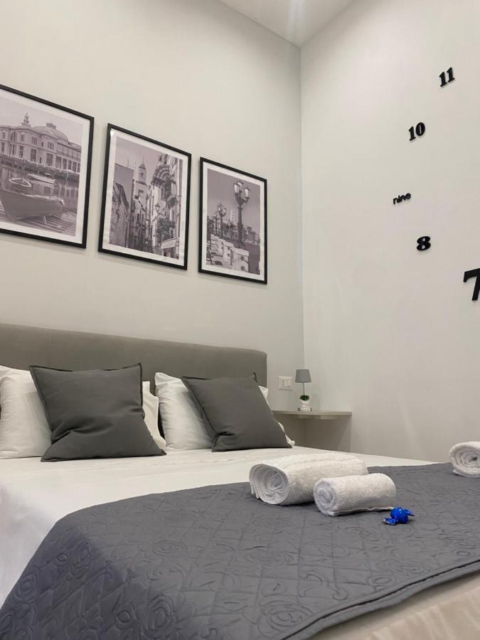 Del Carmine 23 Hotel Bari Bagian luar foto